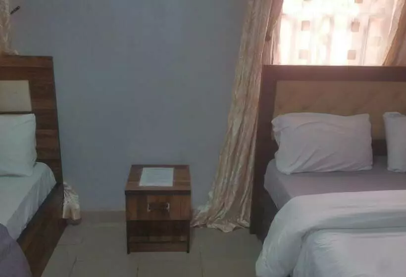 Allan Keri Hotel And Suites