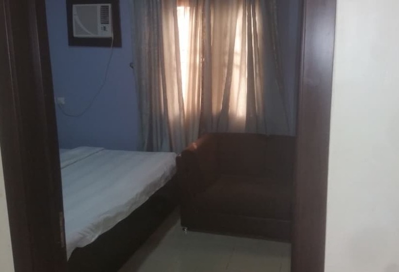 Allan Keri Hotel And Suites