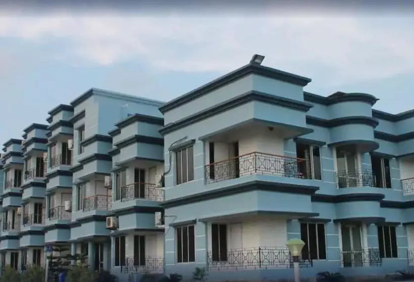 Arya Beach Resort