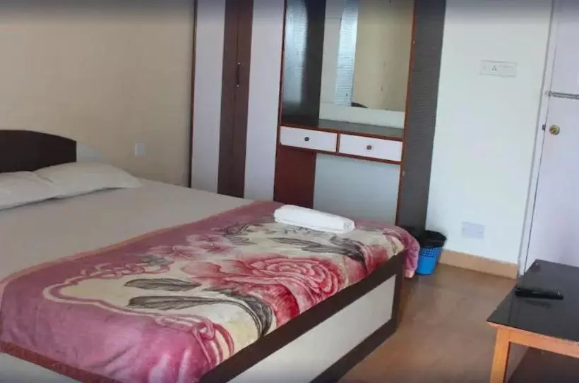 Arya Beach Resort