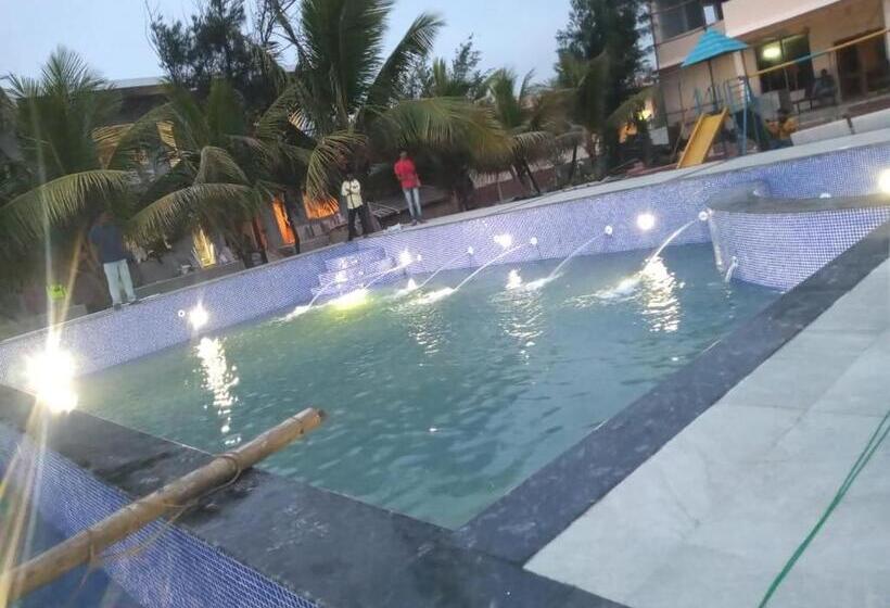 Arya Beach Resort
