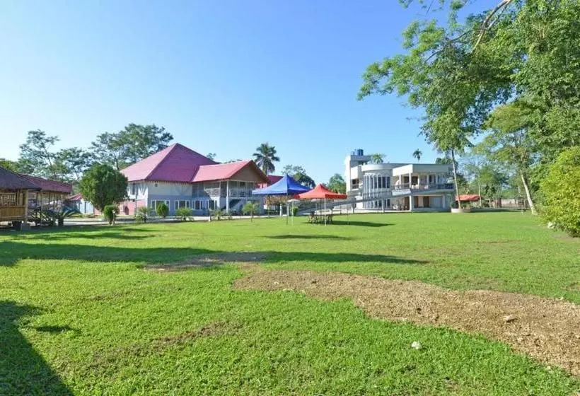 ホテル Manohari - The Tea Retreat Resort