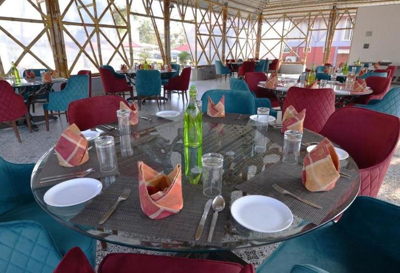 Hotelli Manohari - The Tea Retreat Resort