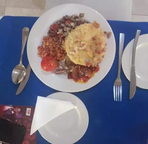 پانسیون Room In Lodge   Full Moon Hotel Owerri