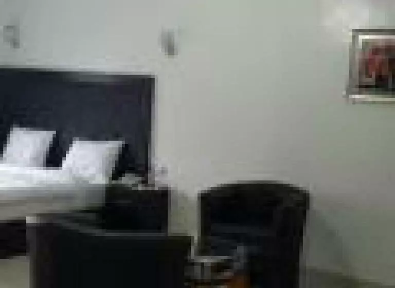 پانسیون Room In Lodge   Welcome To Habitat