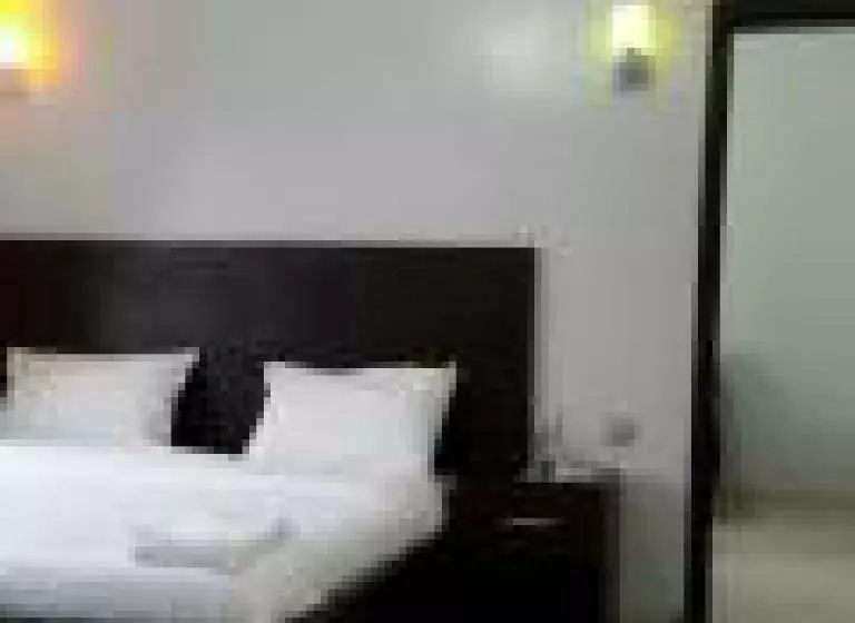 پانسیون Room In Lodge   Welcome To Habitat