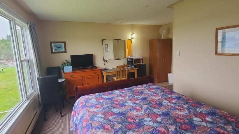 St Ann S Motel & Cottage