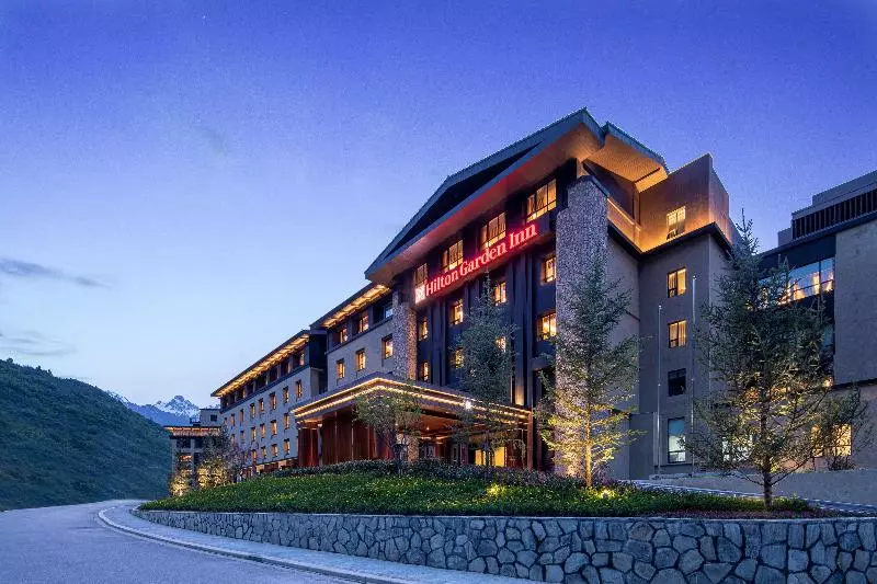 Hotelli Hilton Garden Inn Jiuzhaigou