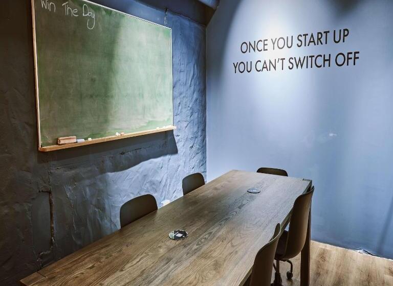 בית מלון כפרי Blackbrick Cape Town Foreshore