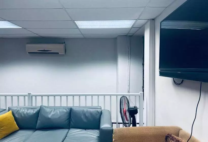 هتل Los Guacamayos La Ceiba