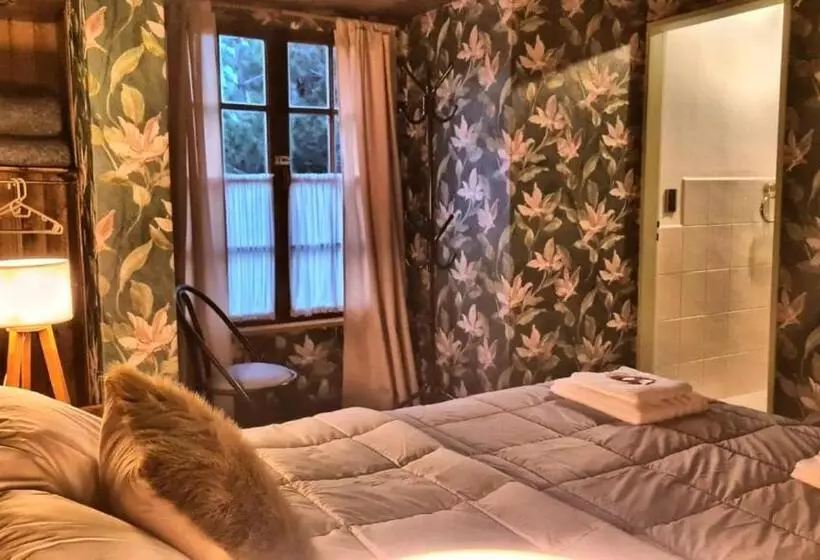 هتل Lago Del Desierto