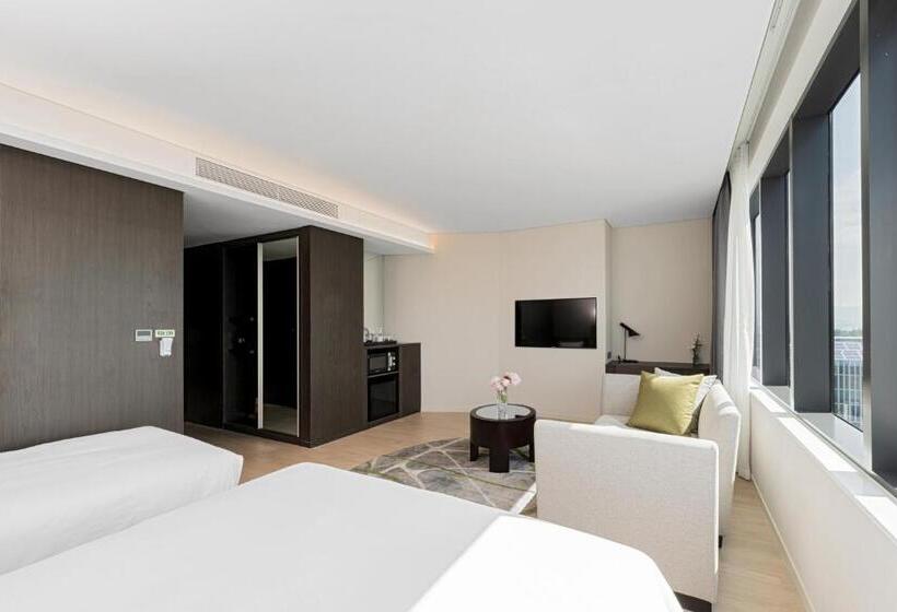 فندق Nine Tree By Parnas Seoul Pangyo