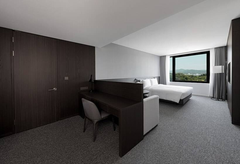 فندق Nine Tree By Parnas Seoul Pangyo