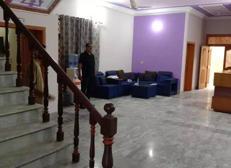 Hotel Royal Luxury Multan