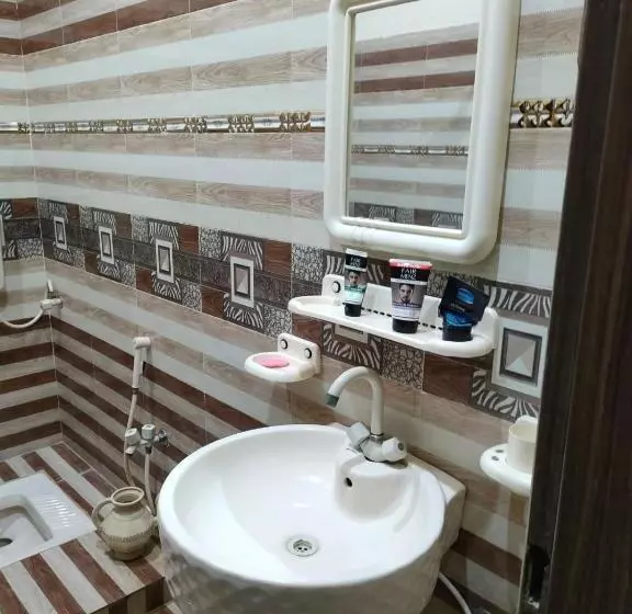 Hotel Royal Luxury Multan