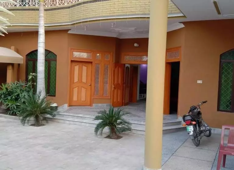 Hotel Royal Luxury Multan