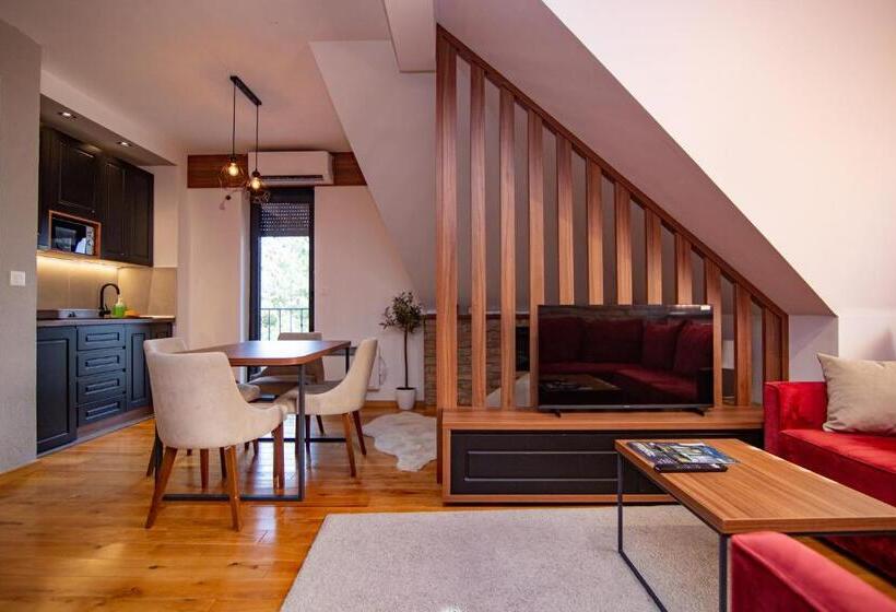 هتل Titova Vila Zlatibor