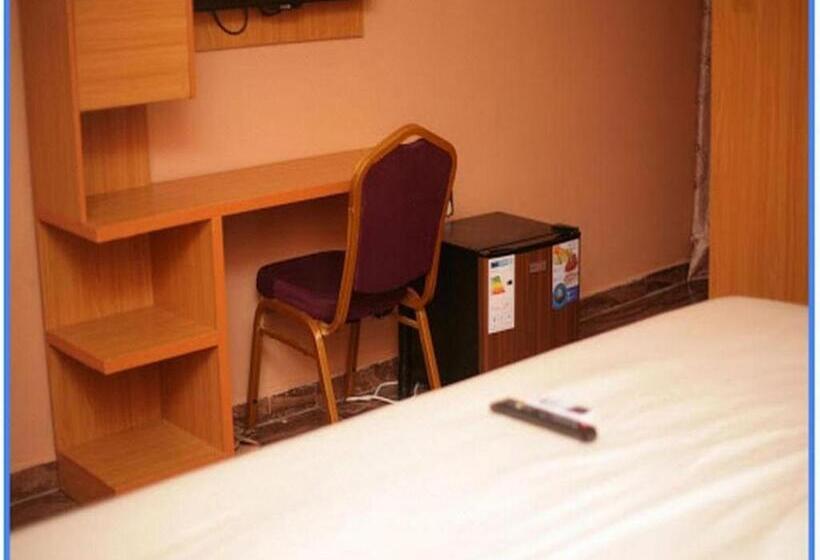 پانسیون Room In Lodge   Nest Spa And Suites