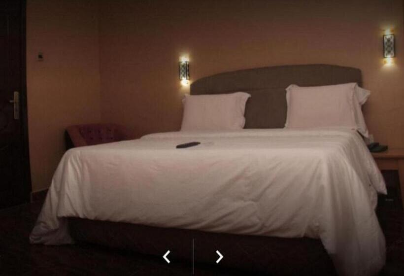 پانسیون Room In Lodge   Nest Spa And Suites