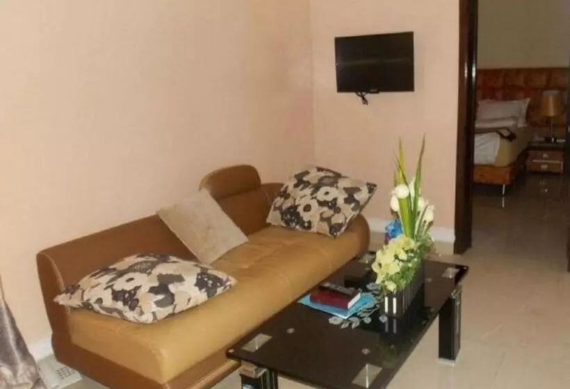 پانسیون Room In Lodge   Nest Spa And Suites