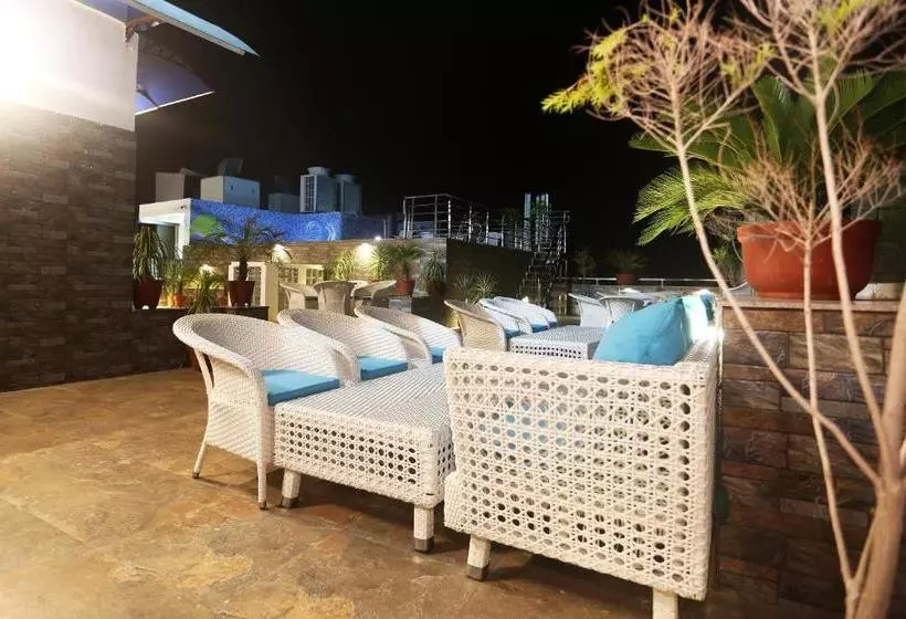 Hotel Capital O 9370  Candlewood