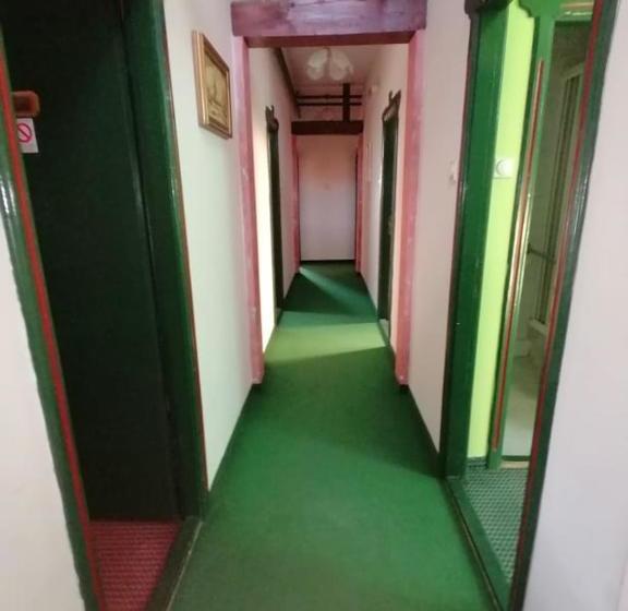 בית מלון כפרי Fogadó