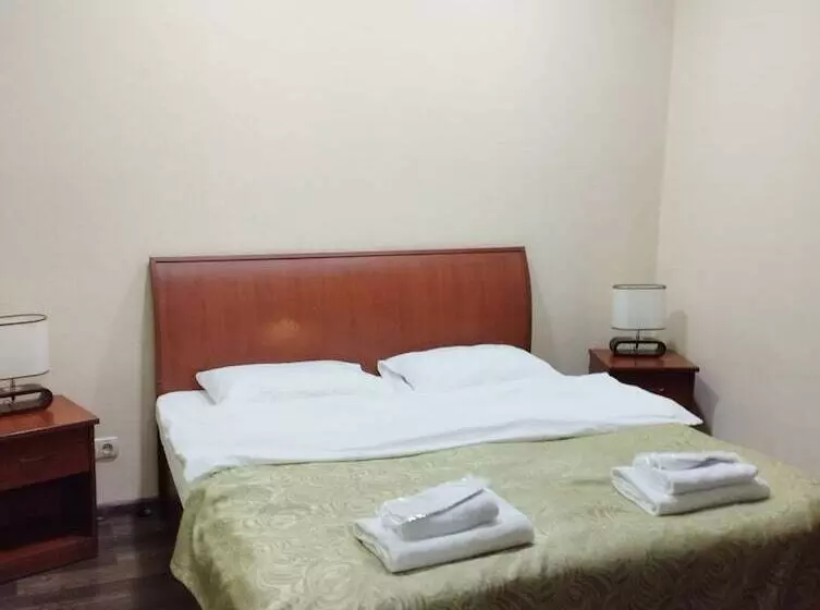 בית מלון כפרי Aeetes Palace