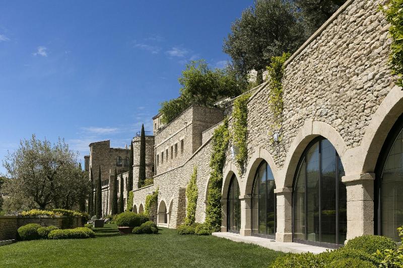 هتل Airelles Gordes, La Bastide