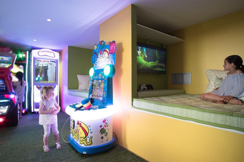 هتل Airelles Gordes, La Bastide