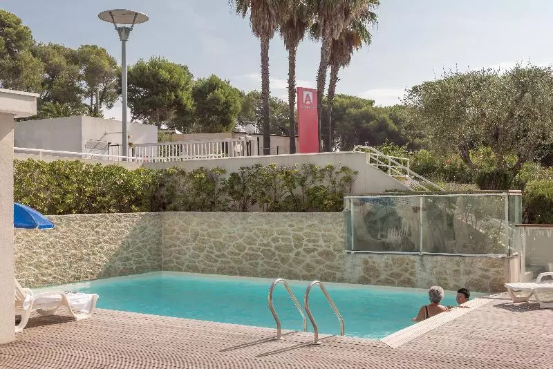 Отель Appart City Classic Antibes