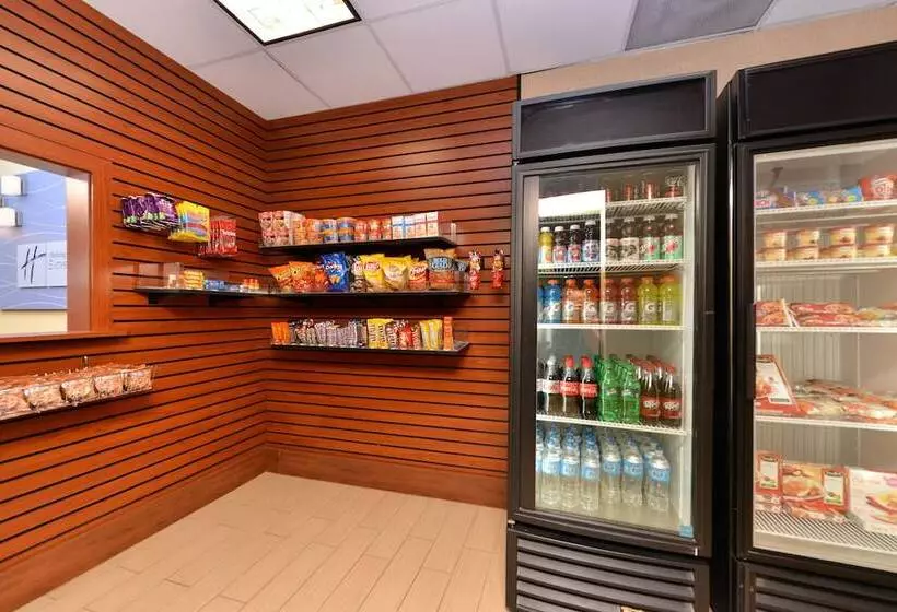 Holiday Inn Express Hotel & Suites San Diego Otay Mesa By Ihg