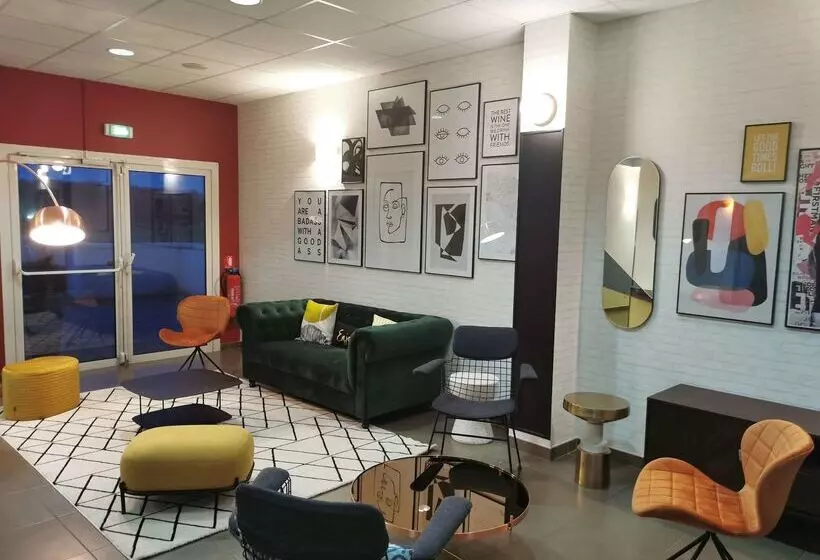 호텔 Kyriad Chartres