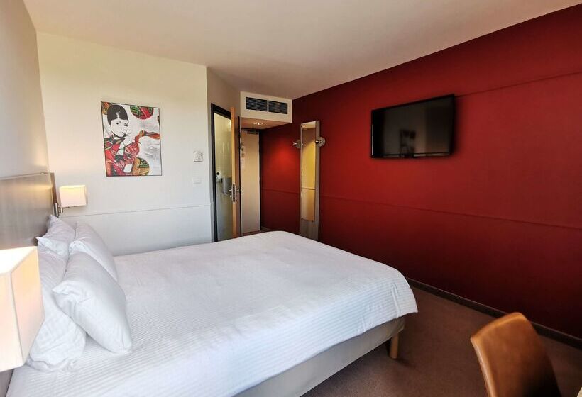 فندق Kyriad Chartres