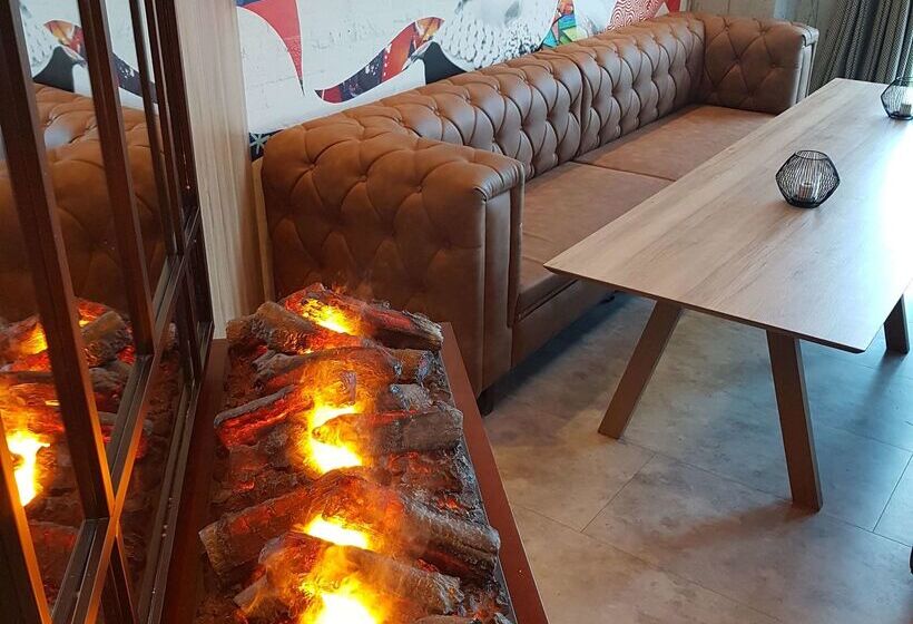 فندق Kyriad Chartres