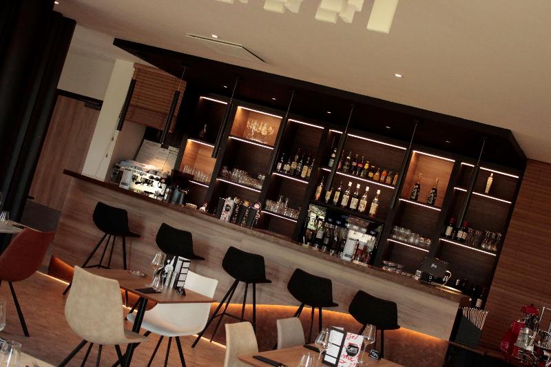 فندق Kyriad Chartres