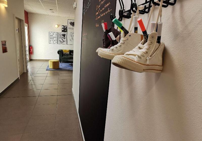 فندق Kyriad Chartres