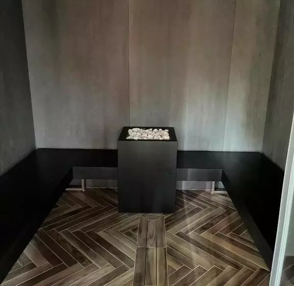 Отель Les Cygnes