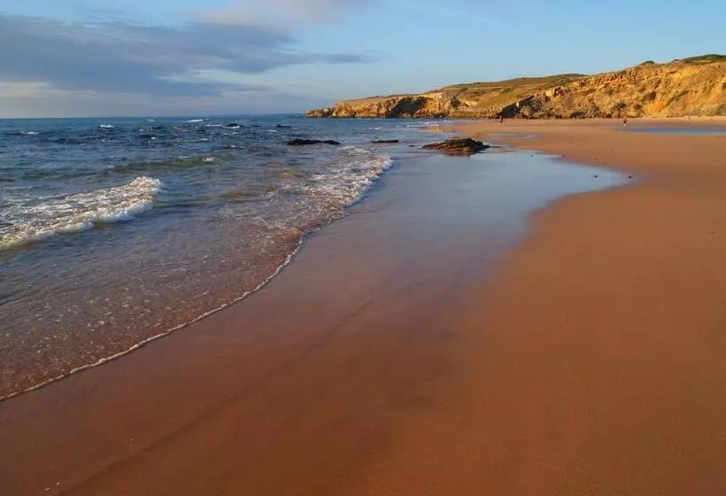 Отель Muxima   Aljezur