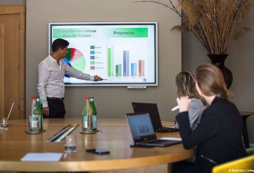 Отель & Spa Le Pavillon