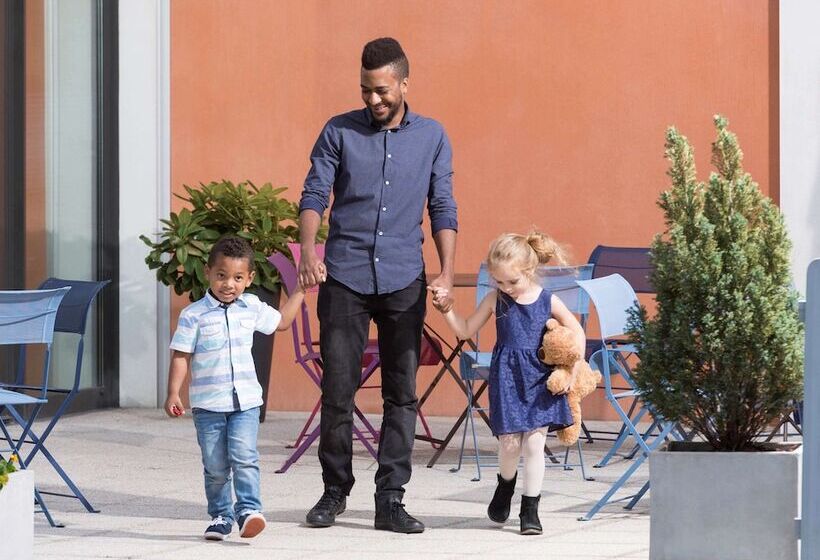 Novotel Suites Clermontferrand Polydome