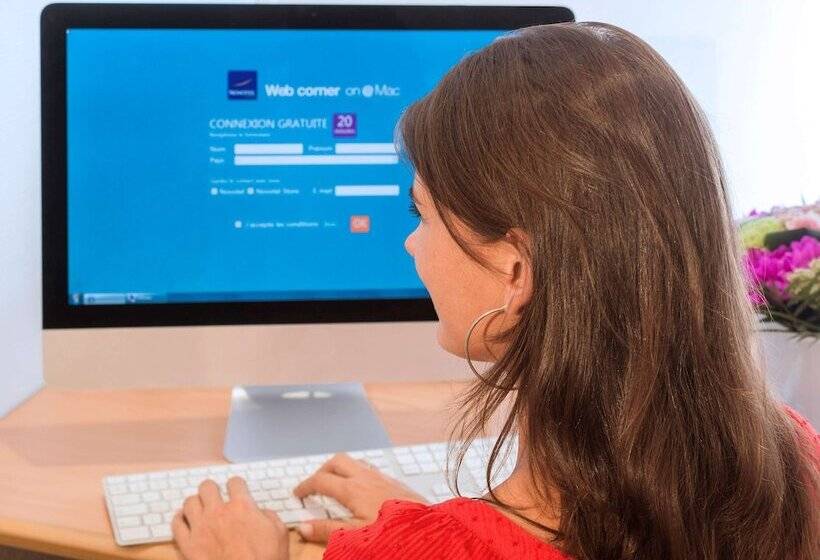 Novotel Suites Clermontferrand Polydome