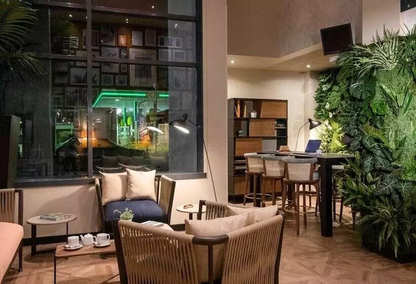 Novotel Suites Nice Airport