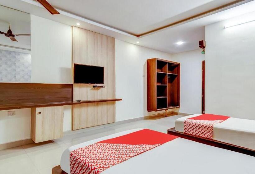 Flagship Hotel Royal Grand