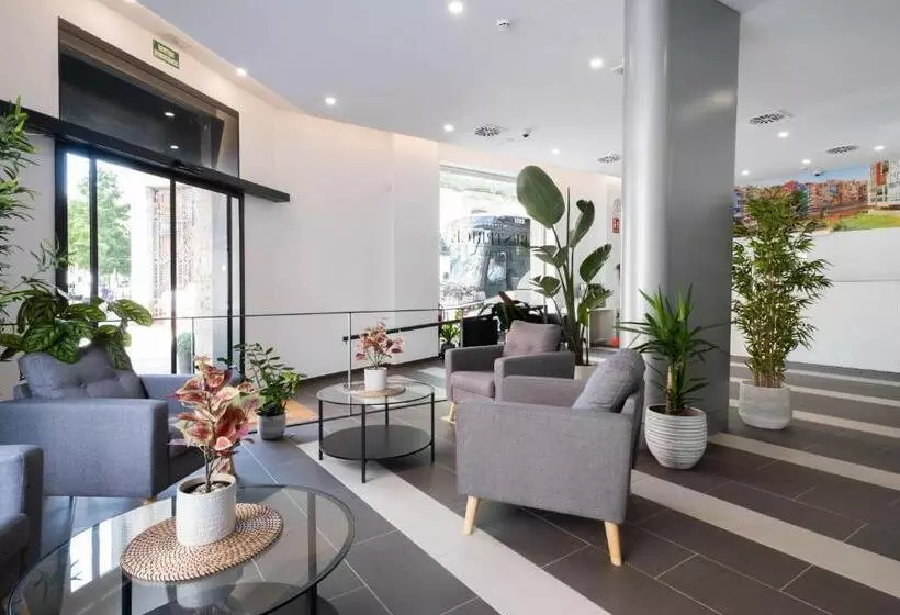 هتل Bestprice Girona