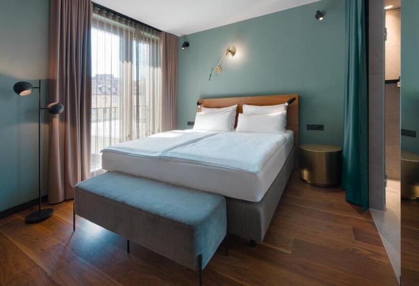 فندق Emilu Design