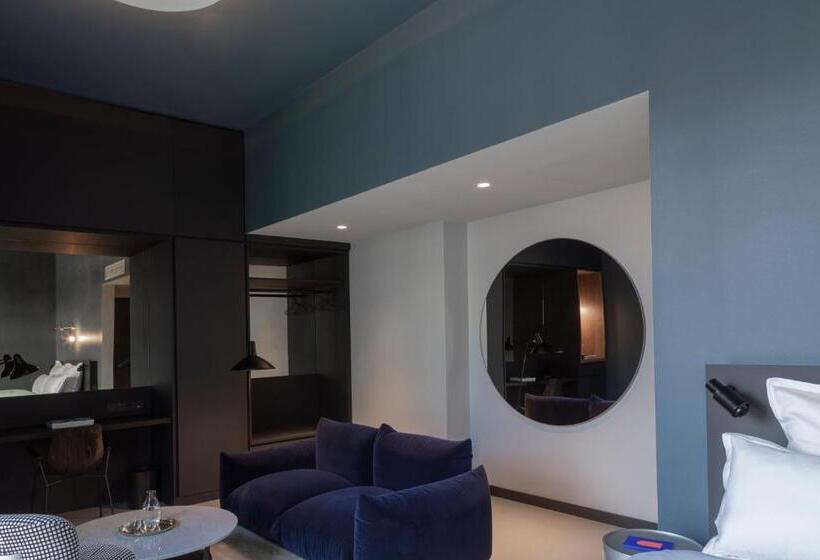 فندق Emilu Design