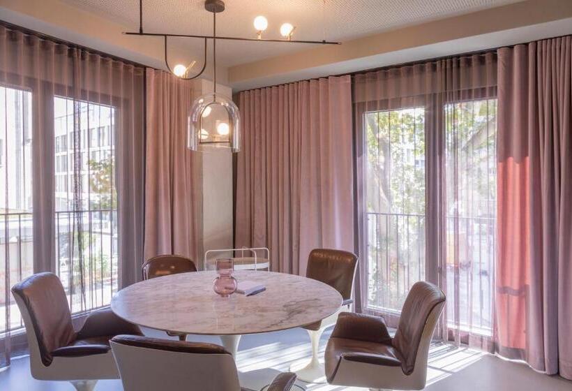 فندق Emilu Design