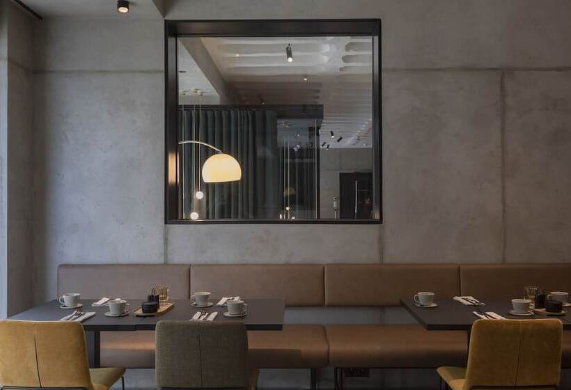 فندق Emilu Design