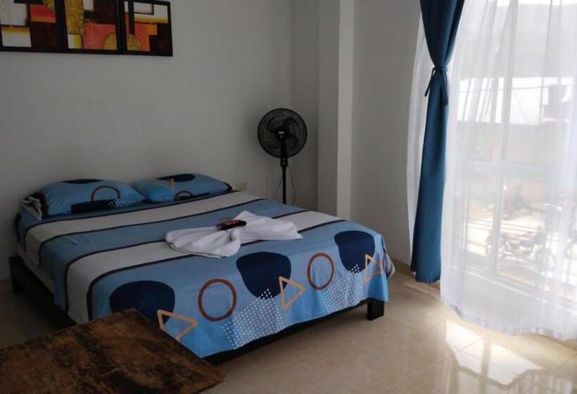 ホテル Luis ángel