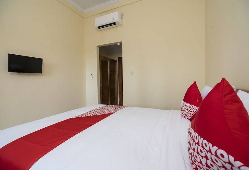 בית מלון כפרי Oyo Life 2204 Griya Hita